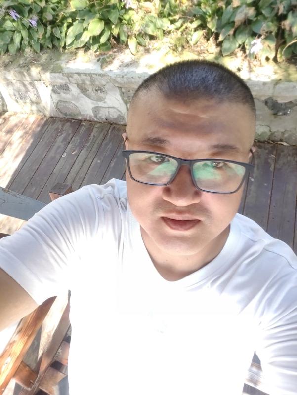 羊十八的第一张照片--敦化闪婚服务中心